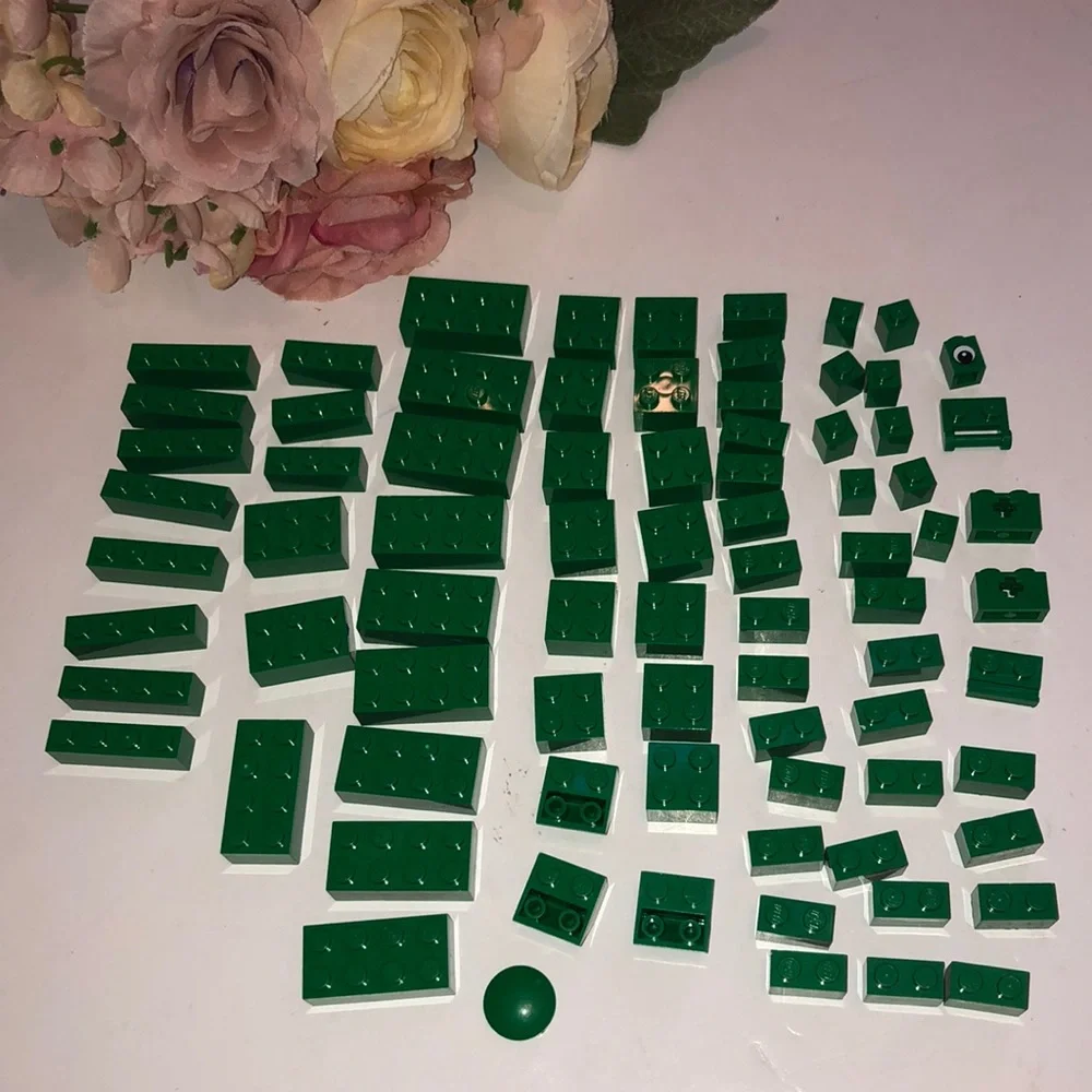 Green Legos Green LEGO Bricks 90s Green Assorted Legos #1